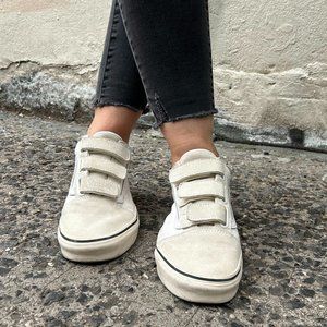 Womens Size 8.5 Vans OldSkool V Suede Canvas Shoe Velcro in Marshmallow/Turtle